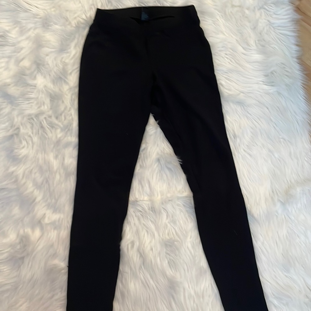 Black leggings